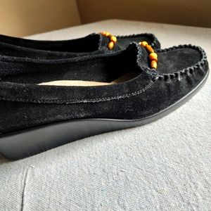 Aerosoles Shetland Black Suede Moccasins with wood beading and wedge heel